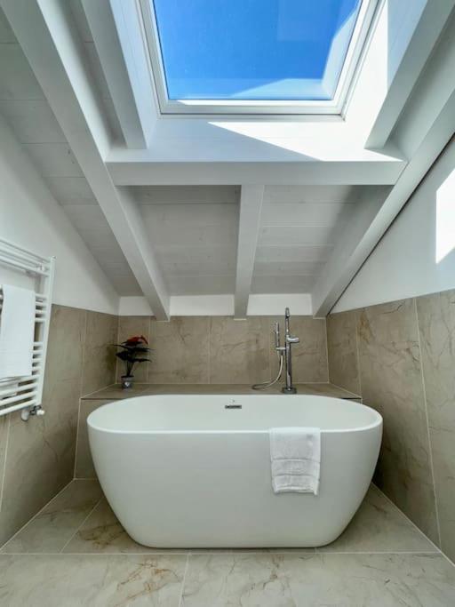 Apt. Aries - Penthouse Menaggio Exterior photo