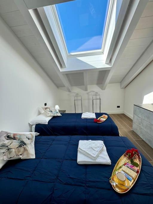 Apt. Aries - Penthouse Menaggio Exterior photo