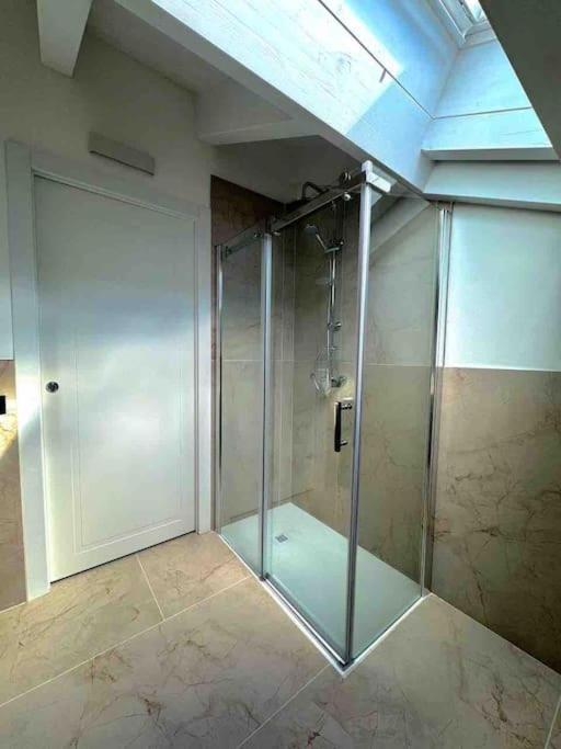 Apt. Aries - Penthouse Menaggio Exterior photo